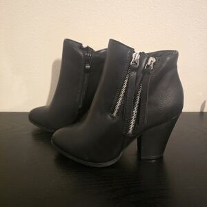 Black Ankle Boots with Zipper Detail